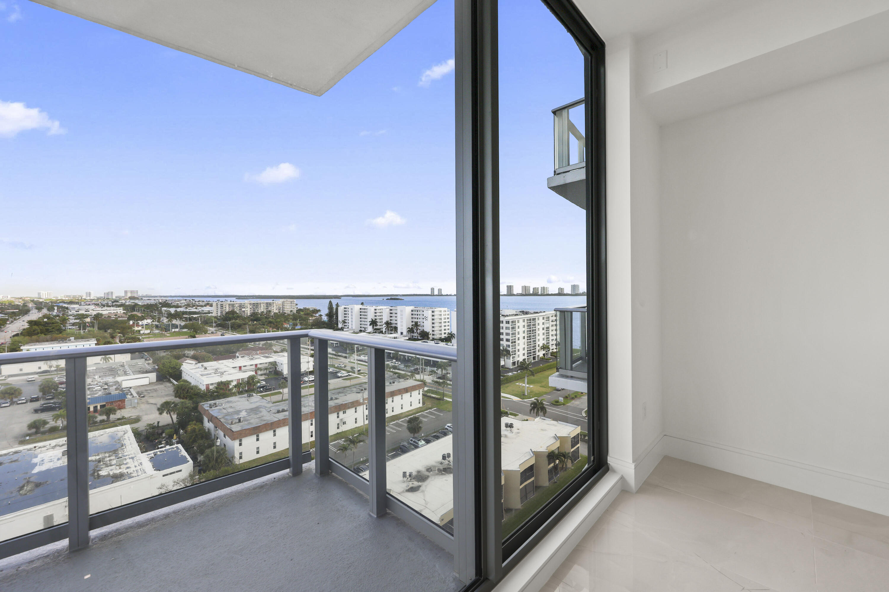 Nautilus 220 - Residential