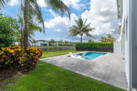 Tiny photo for 17411 Sea Blossom Way, Boca Raton, FL 33496 (MLS # B26033337)