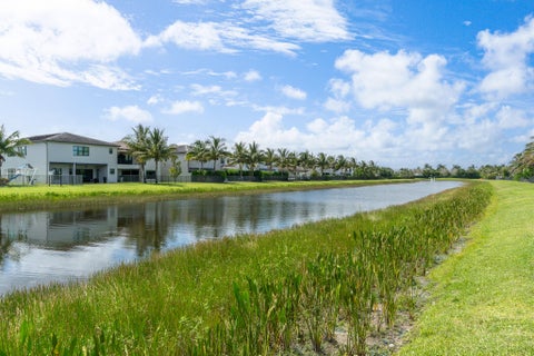 Tiny photo for 17411 Sea Blossom Way, Boca Raton, FL 33496 (MLS # B26033337)