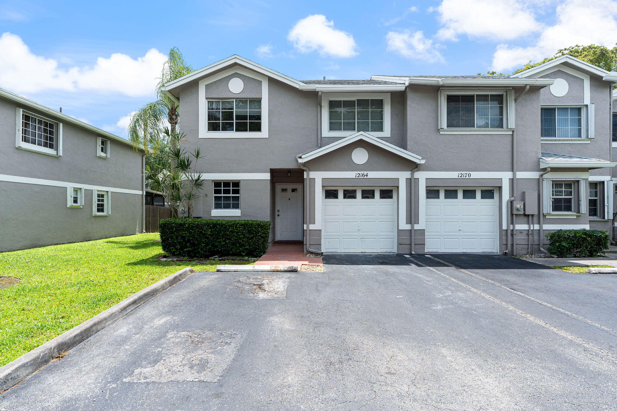 FLAMINGO GARDENS - Residential Lease
