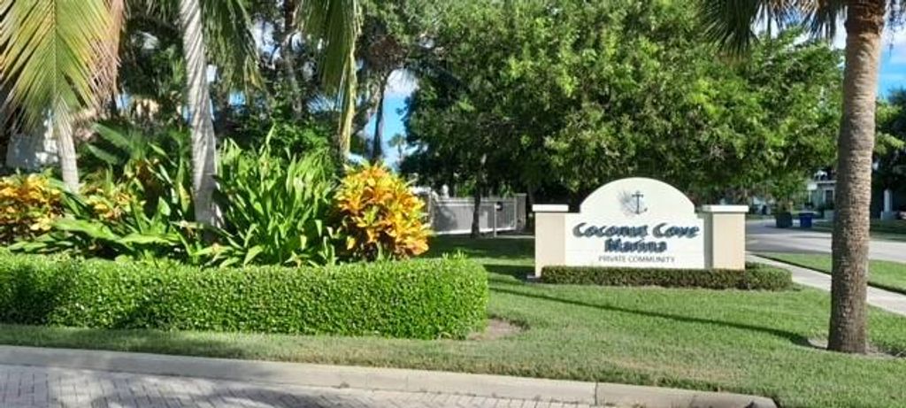 Photo of 1572 Island Cove Road, Fort Pierce, FL 34949 (MLS # F10449092)