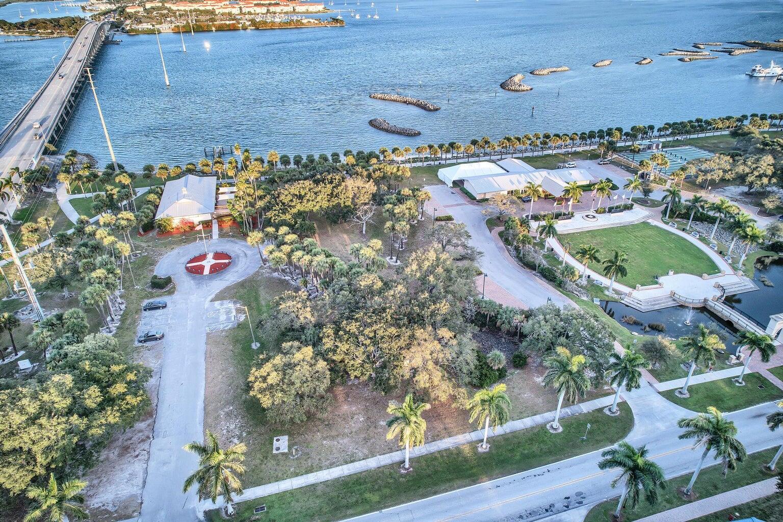 701 N Indian River Drive 105