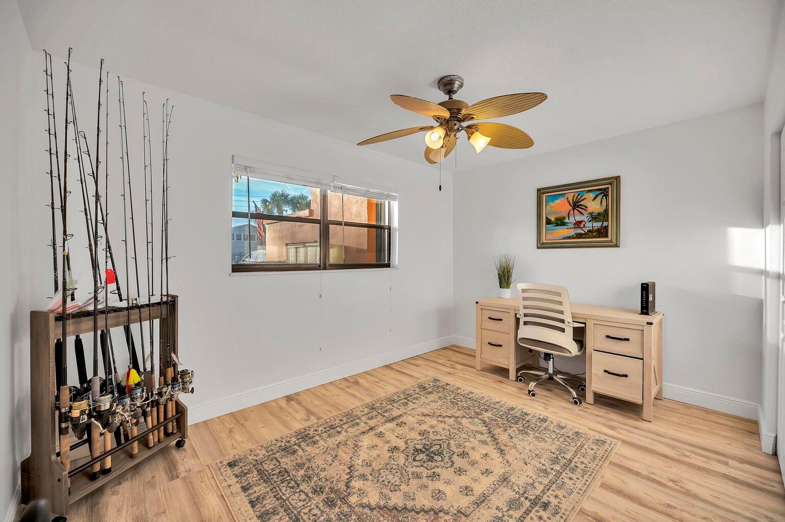 INDIAN RIVER PLACE, A CONDOMINIUM - Residential