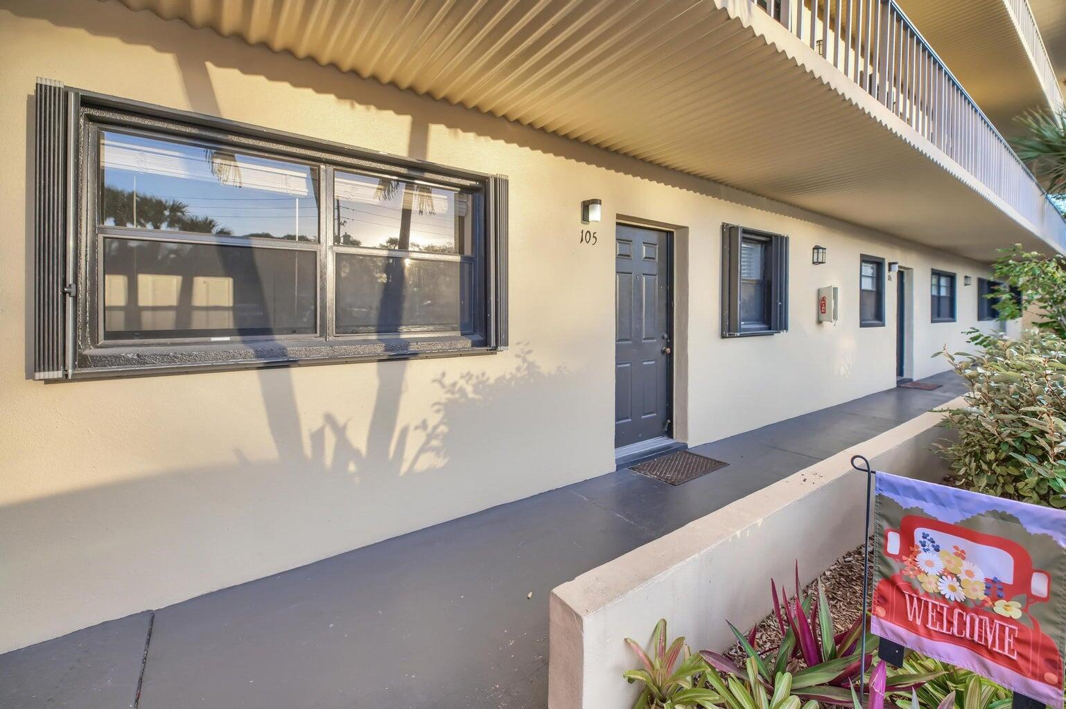 INDIAN RIVER PLACE, A CONDOMINIUM - Residential
