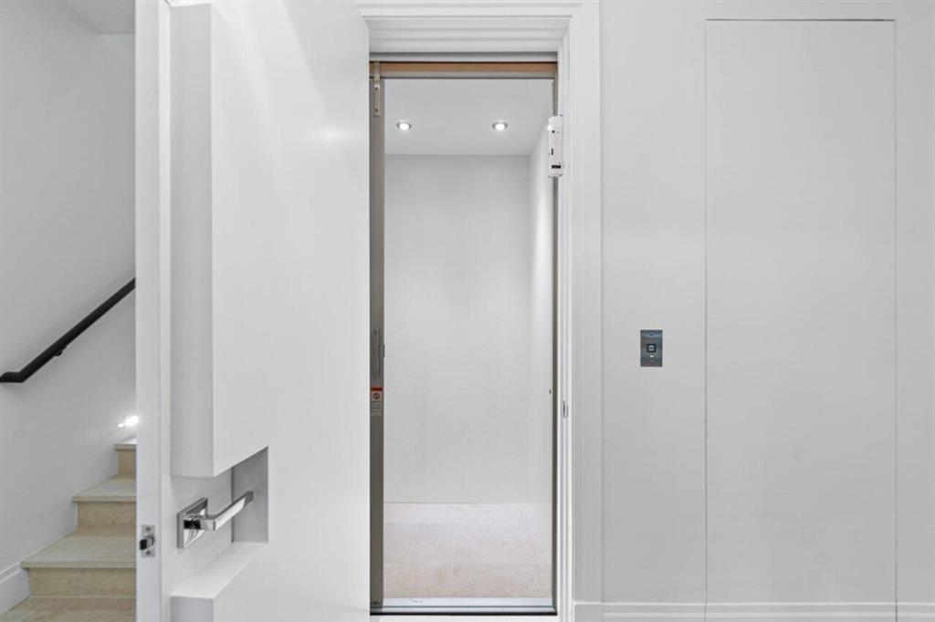 ROYAL PARK - Residential