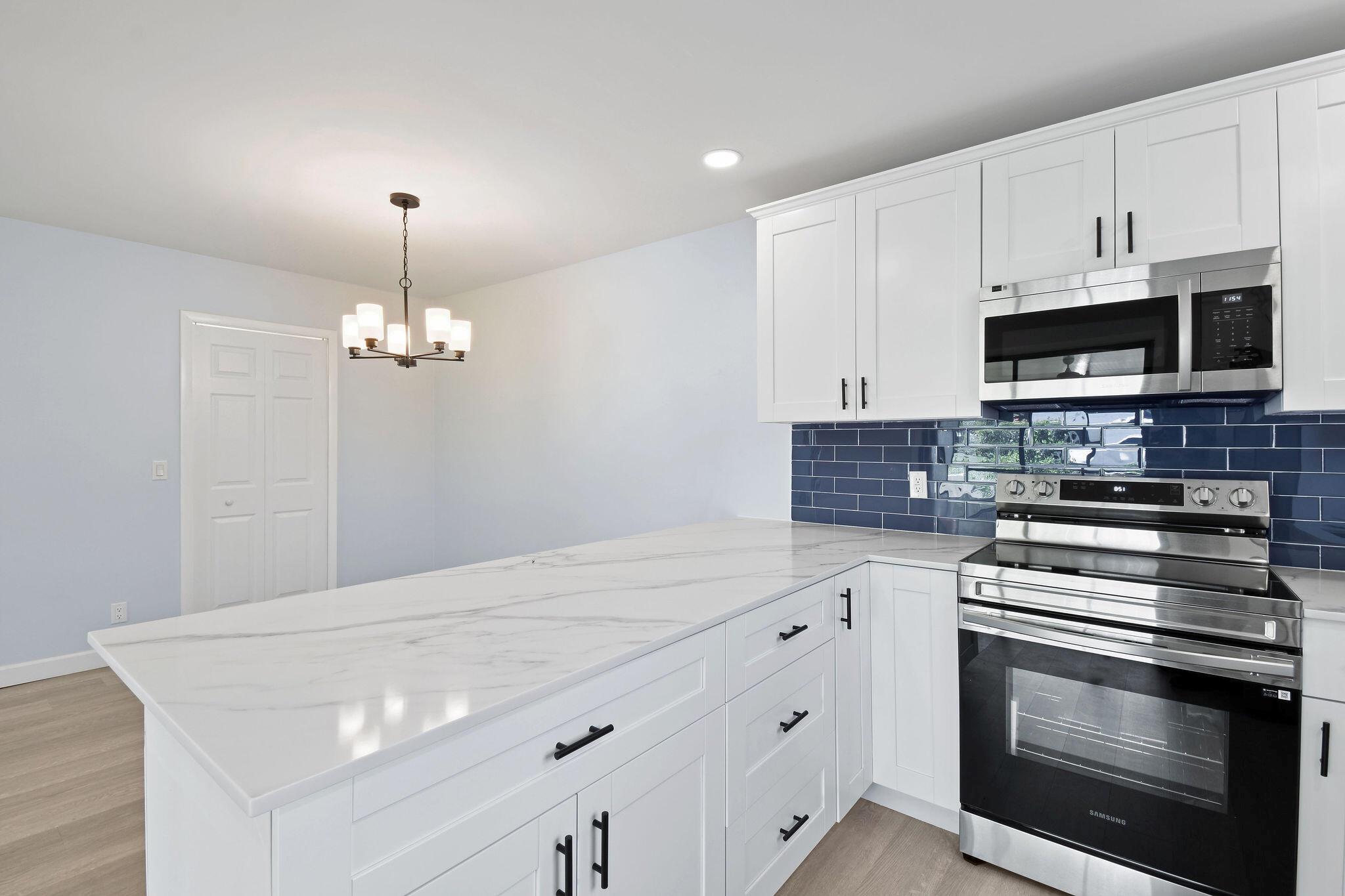 JAMESTOWN AT HERITAGE RID - Residential