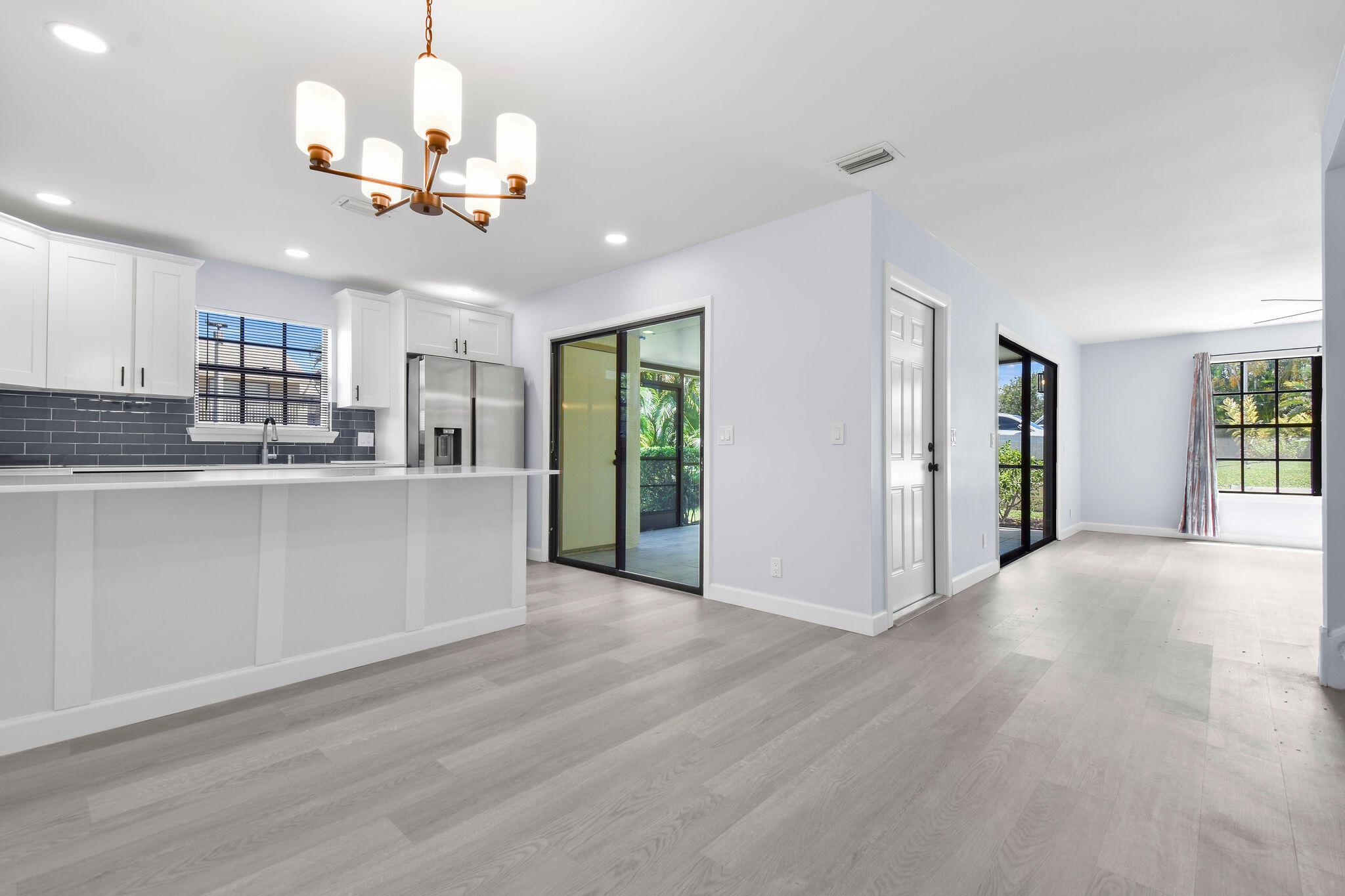 JAMESTOWN AT HERITAGE RID - Residential