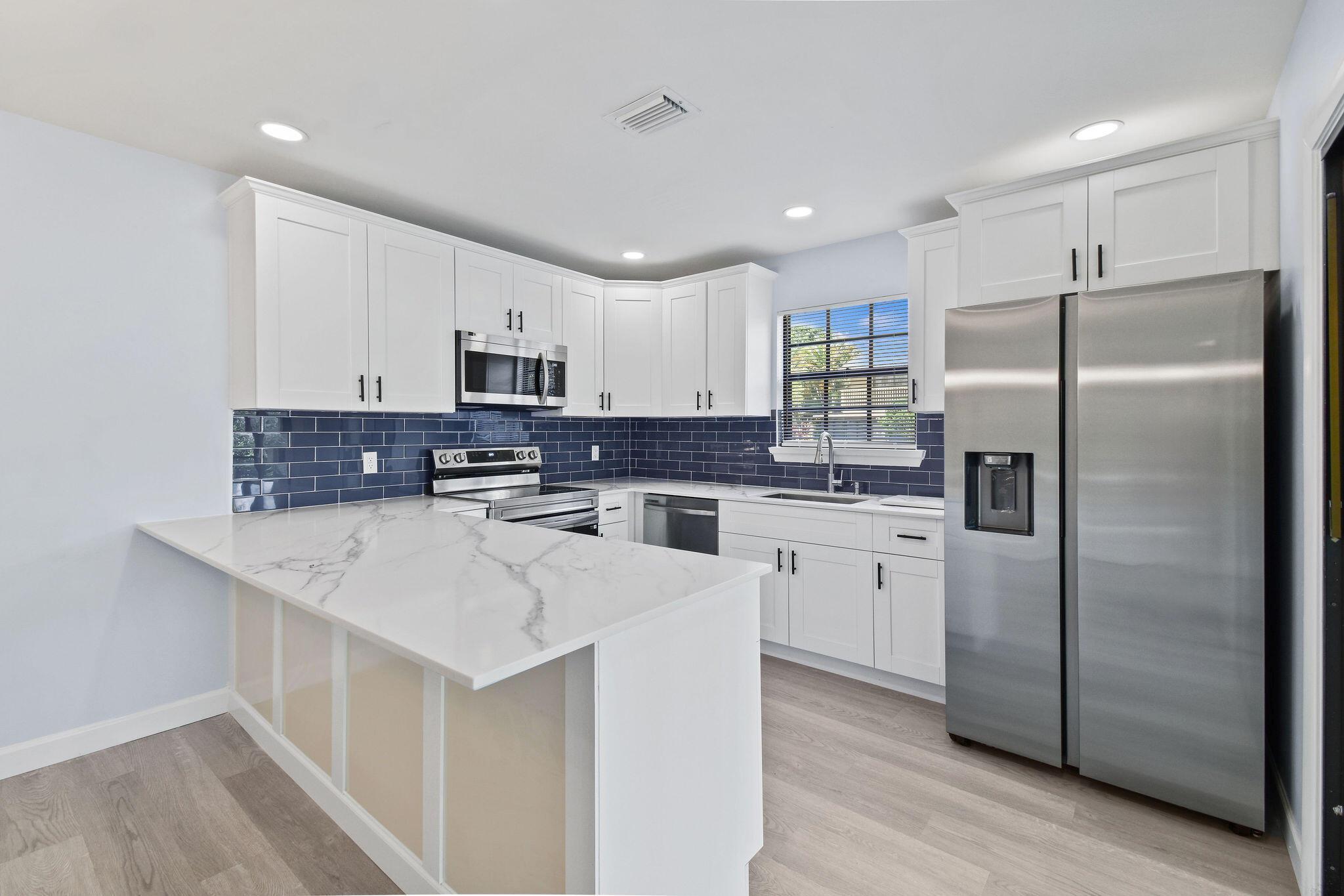 JAMESTOWN AT HERITAGE RID - Residential