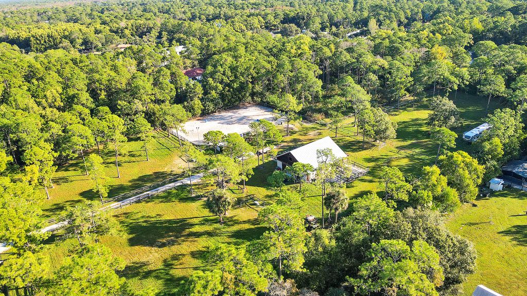 Photo of 18358 128th Trail N, Jupiter, FL 33478 (MLS # R11143039)