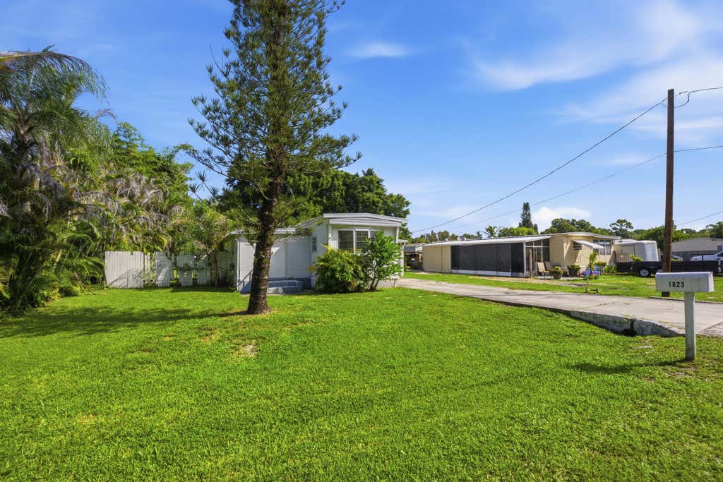 Photo of 1823 SW College Street, Stuart, FL 34997 (MLS # B26066381)