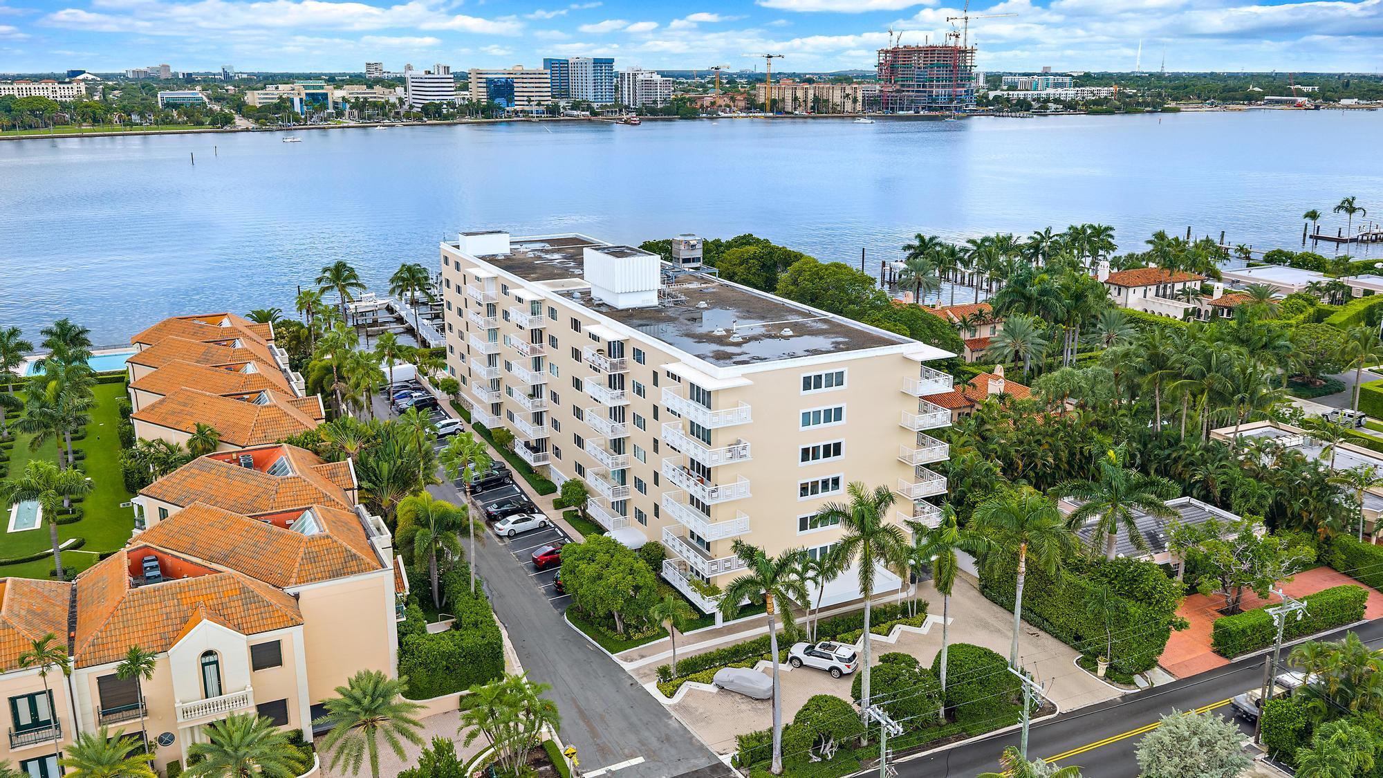 250 BRADLEY Place 408