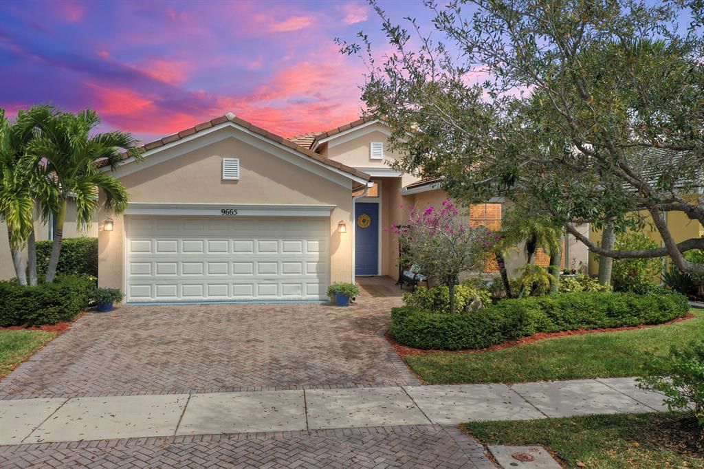 Photo of 9665 SW Flowermound Circle, Port Saint Lucie, FL 34987 (MLS # R10782222)