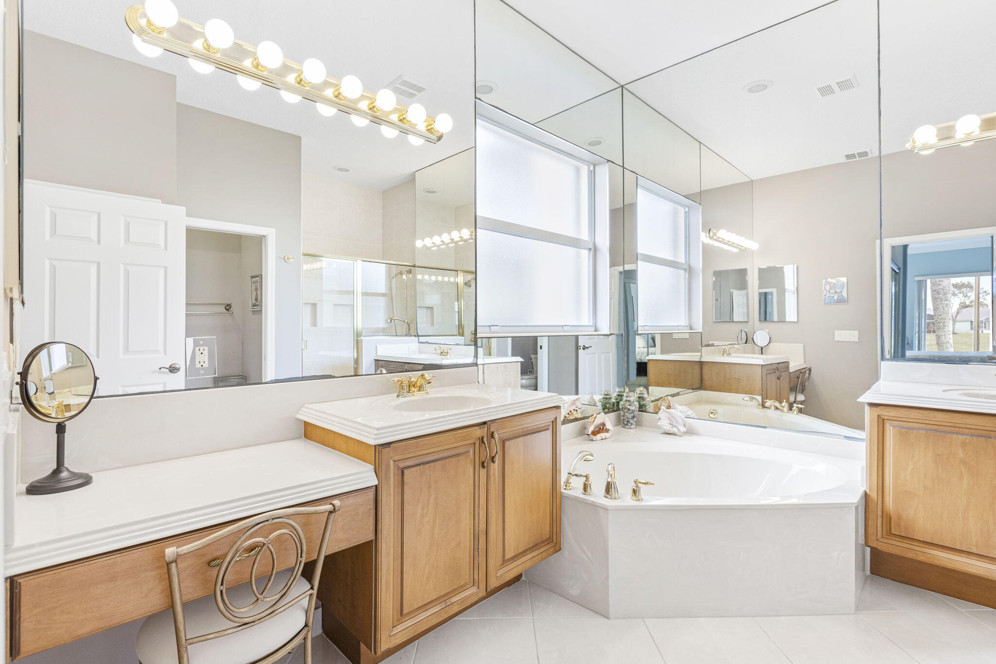 Magnolia Lakes - Residential