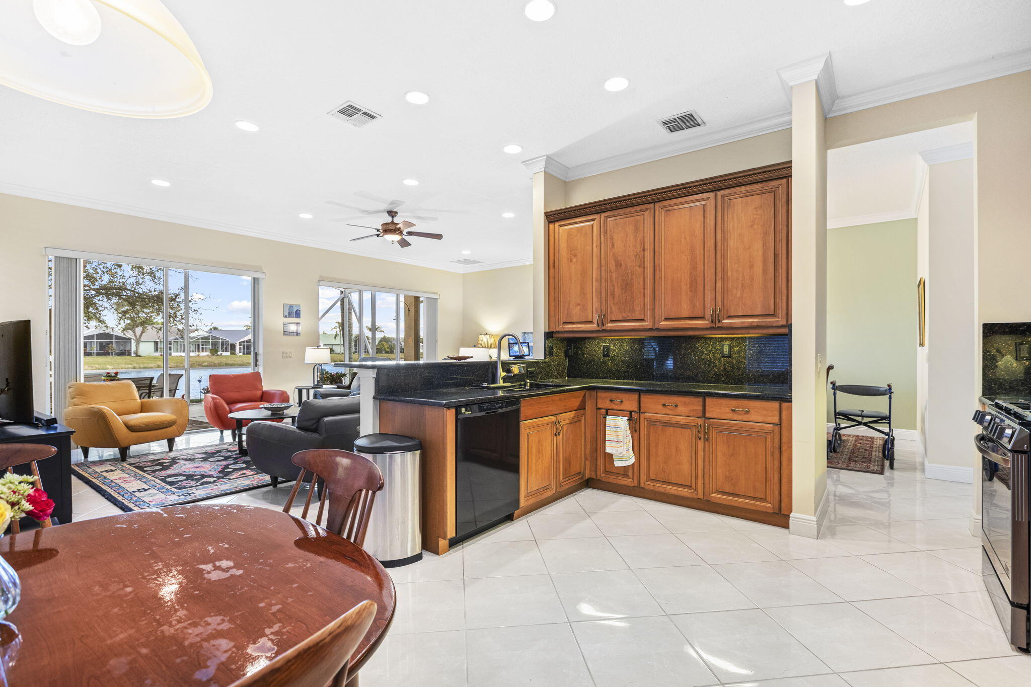 Magnolia Lakes - Residential