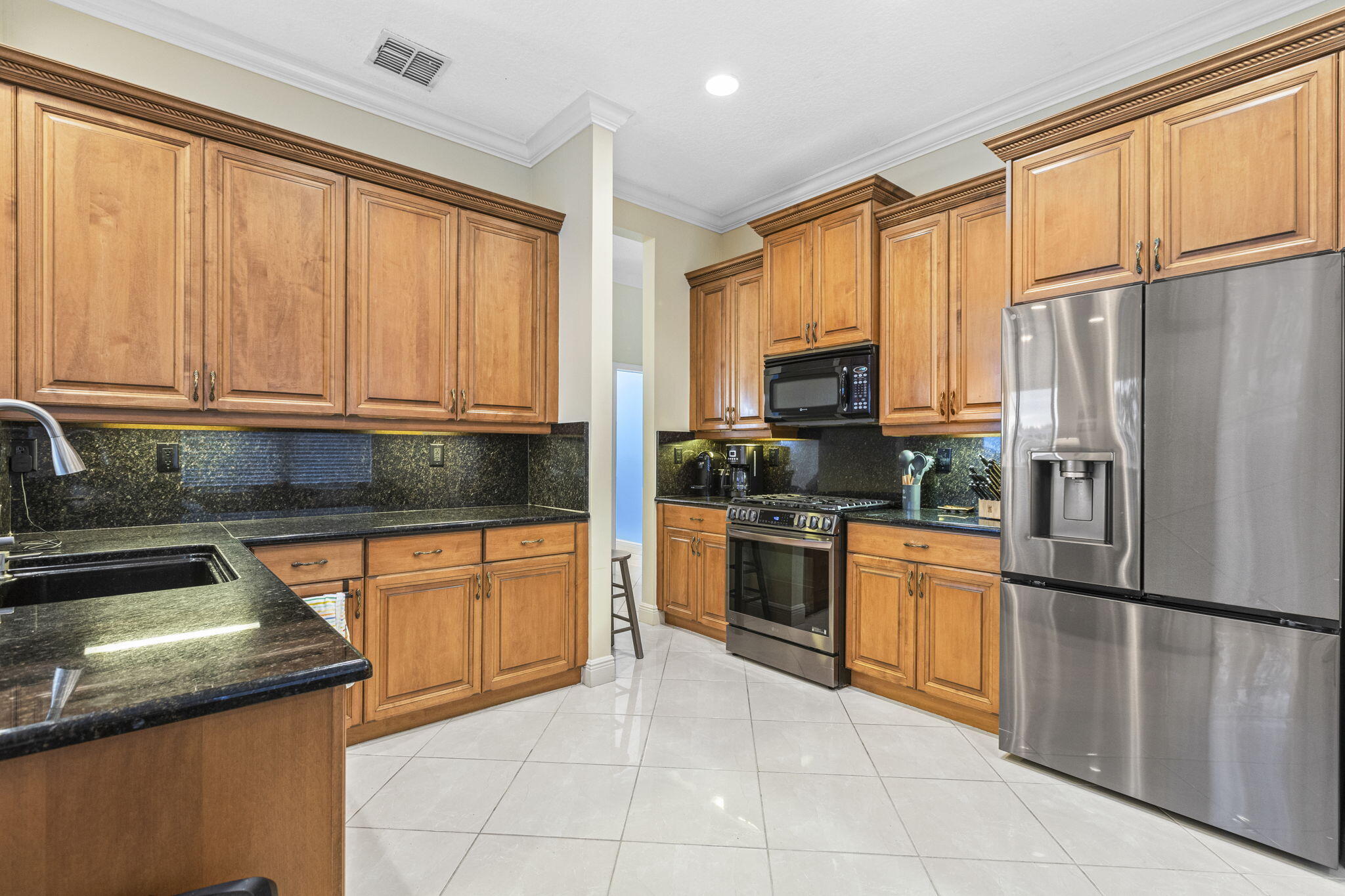 Magnolia Lakes - Residential