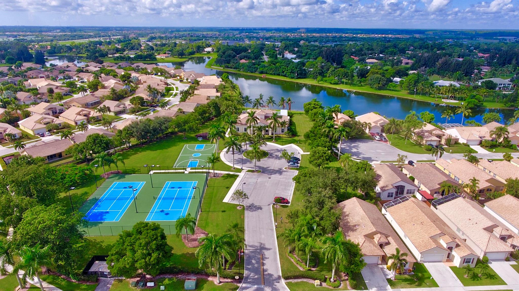 Verona Lakes - Residential