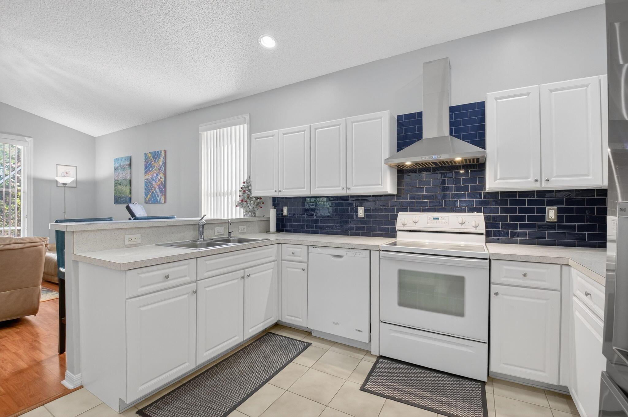 Verona Lakes - Residential