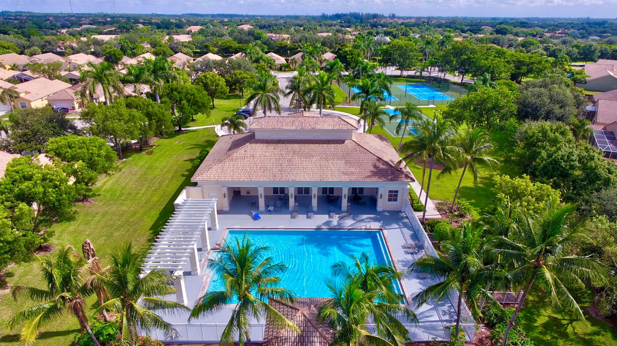 Verona Lakes - Residential