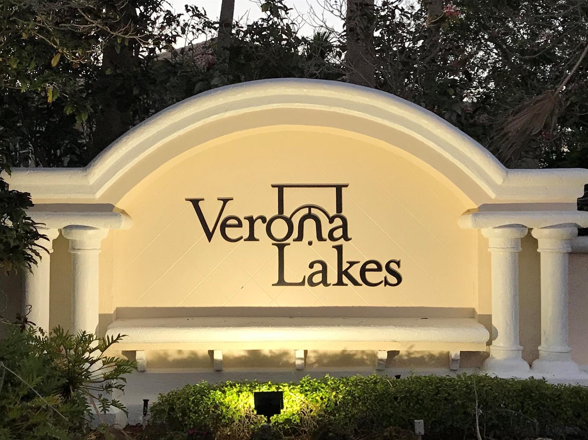 Verona Lakes - Residential