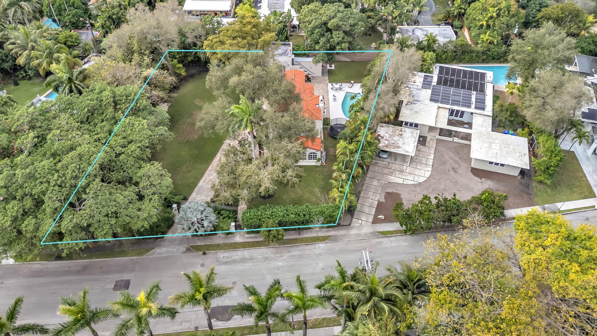 5960 N Bayshore Drive