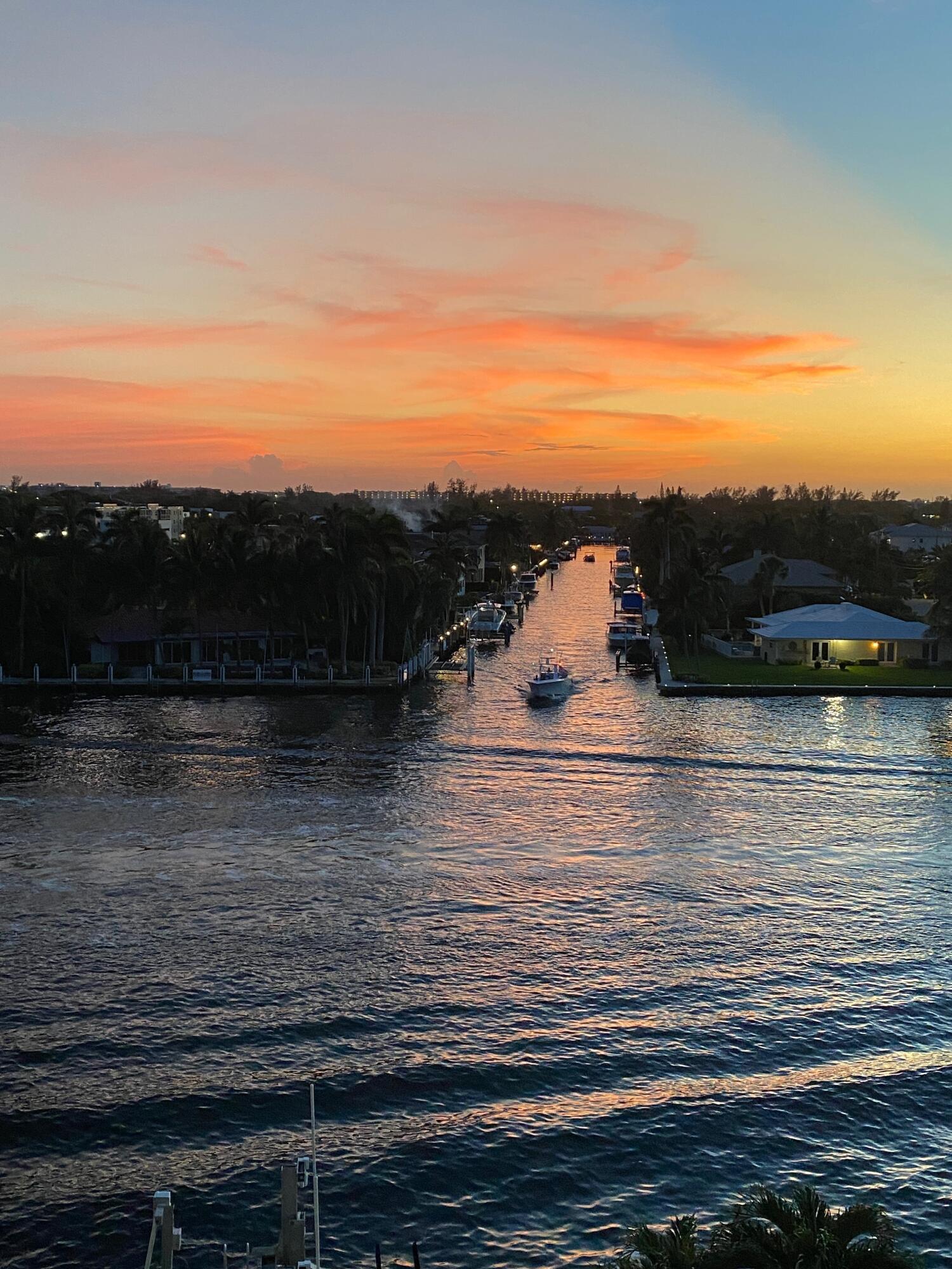 REGENCY HIGHLAND CLUB CONDO - Residential