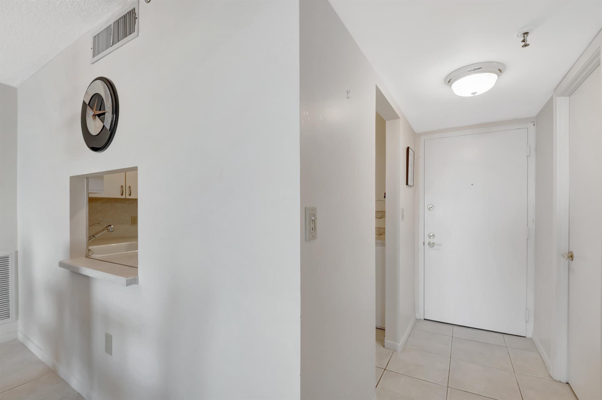 REGENCY HIGHLAND CLUB CON - Residential