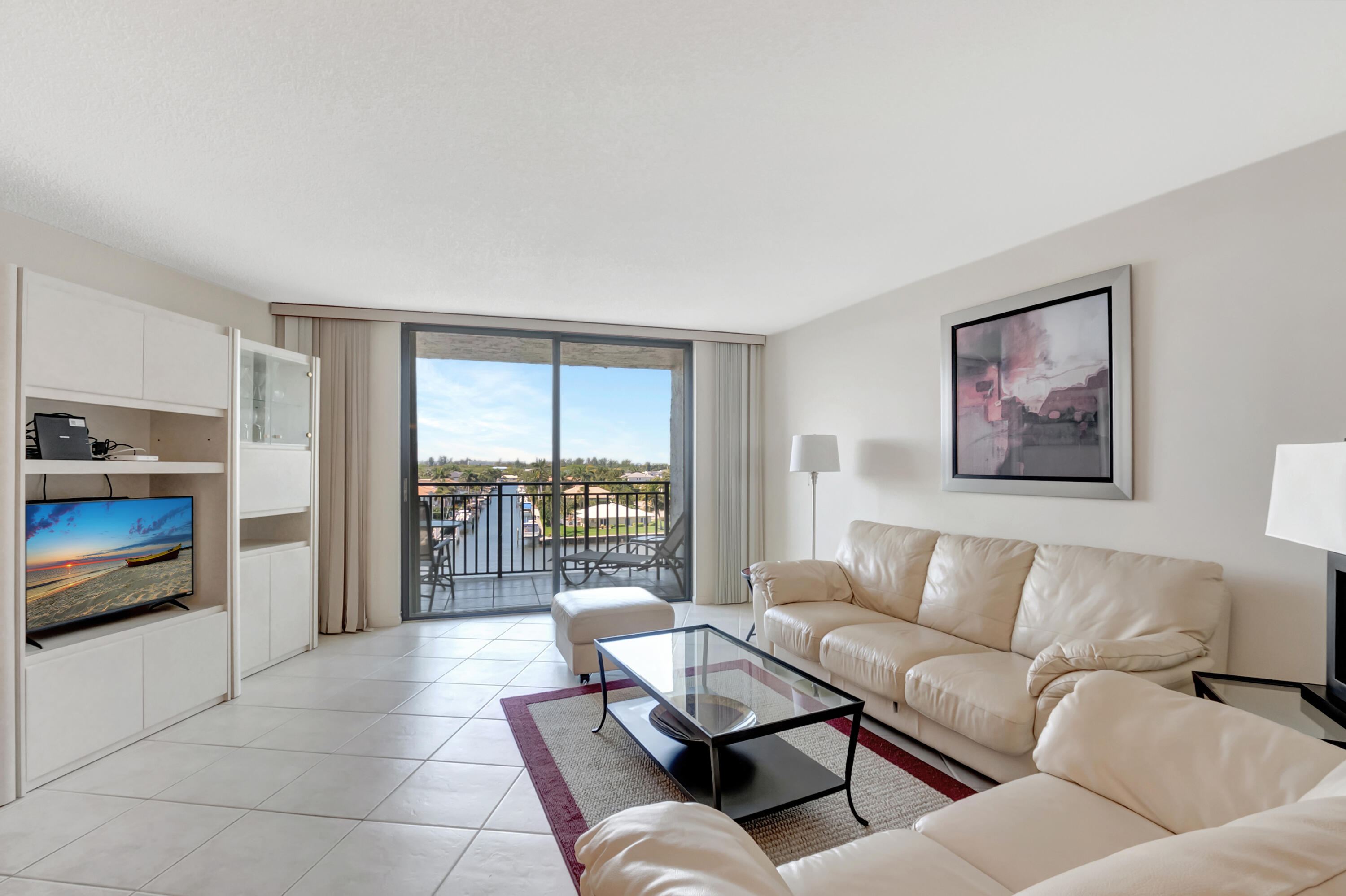 REGENCY HIGHLAND CLUB CONDO - Residential