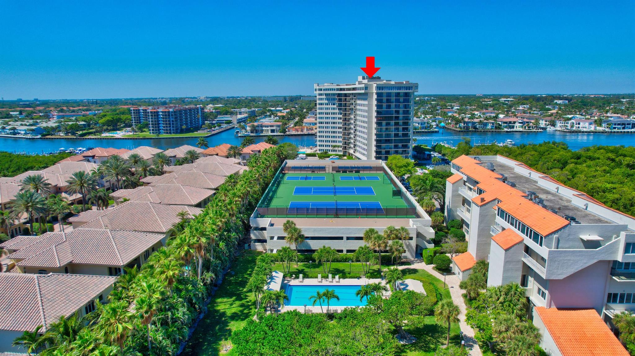 REGENCY HIGHLAND CLUB CON - Residential