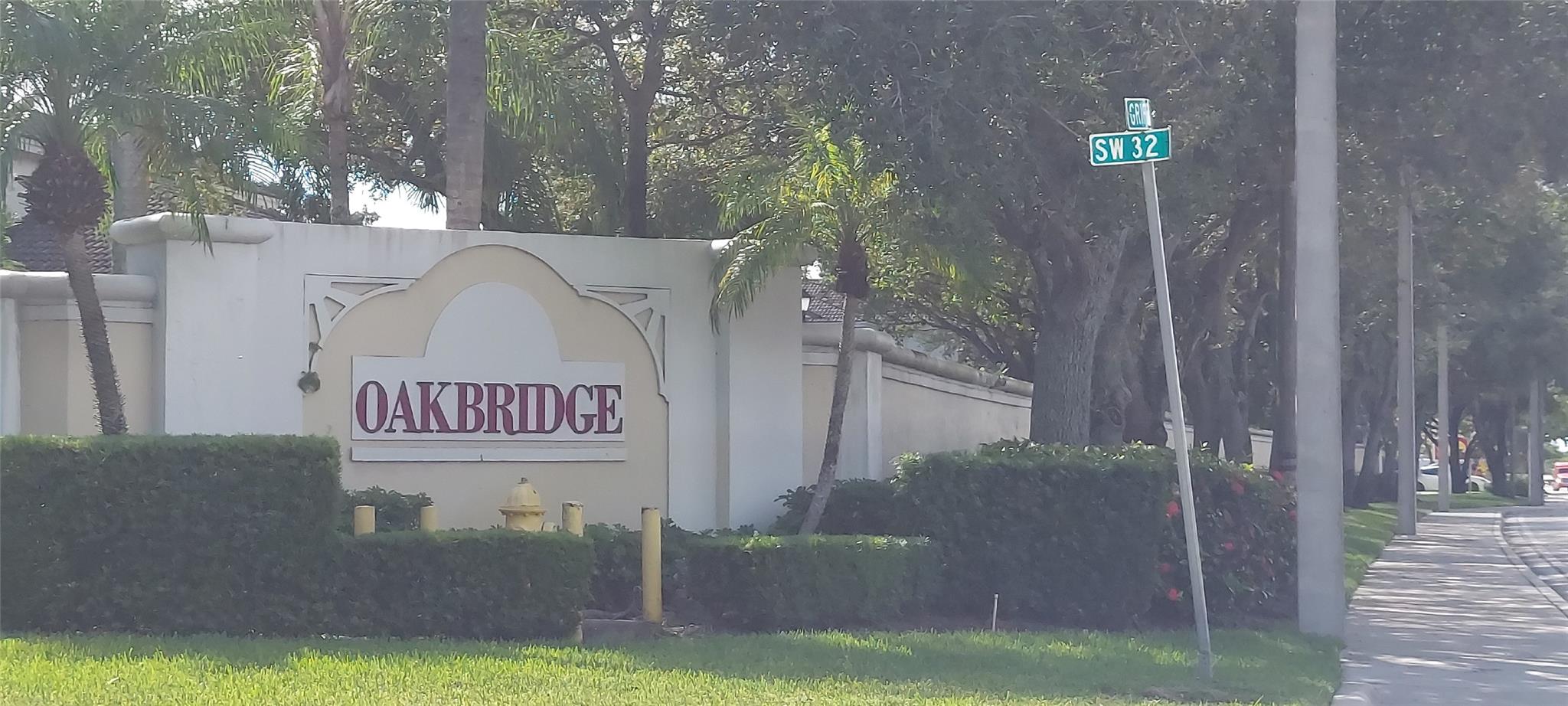 Banyan Oakridge Comm - Residential Lease