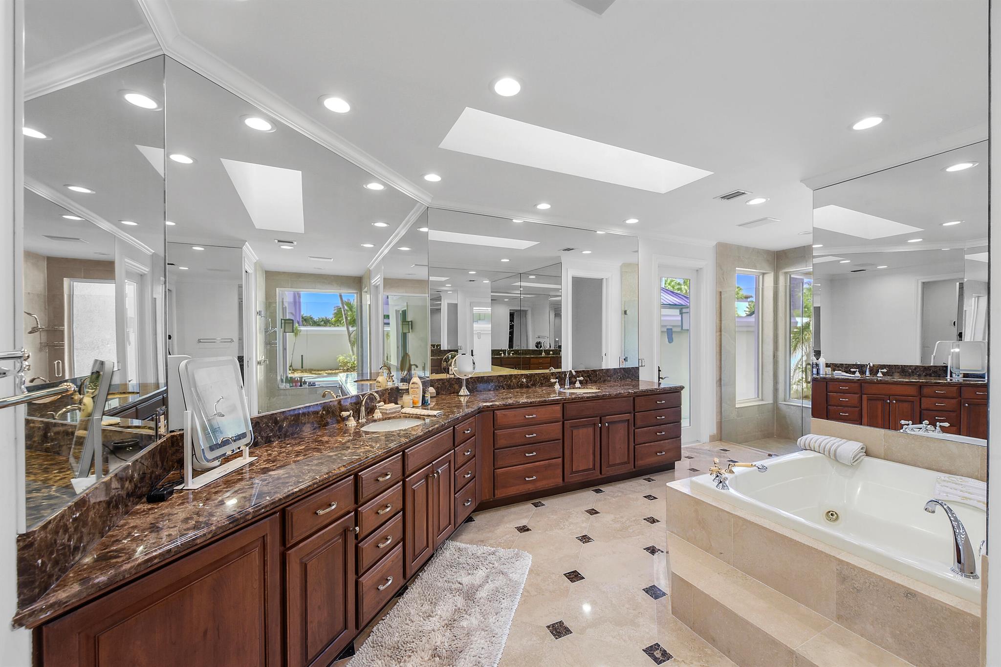 ST ANDREWS COUNTRY CLUB - Residential