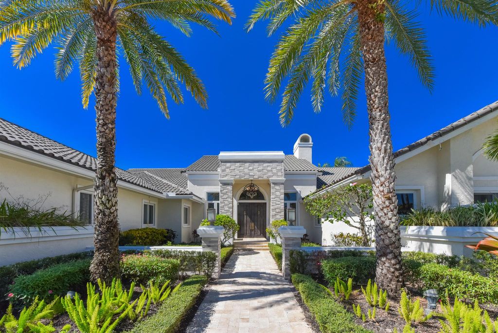 Photo of 7343 Ballantrae Court, Boca Raton, FL 33496 (MLS # R11072570)