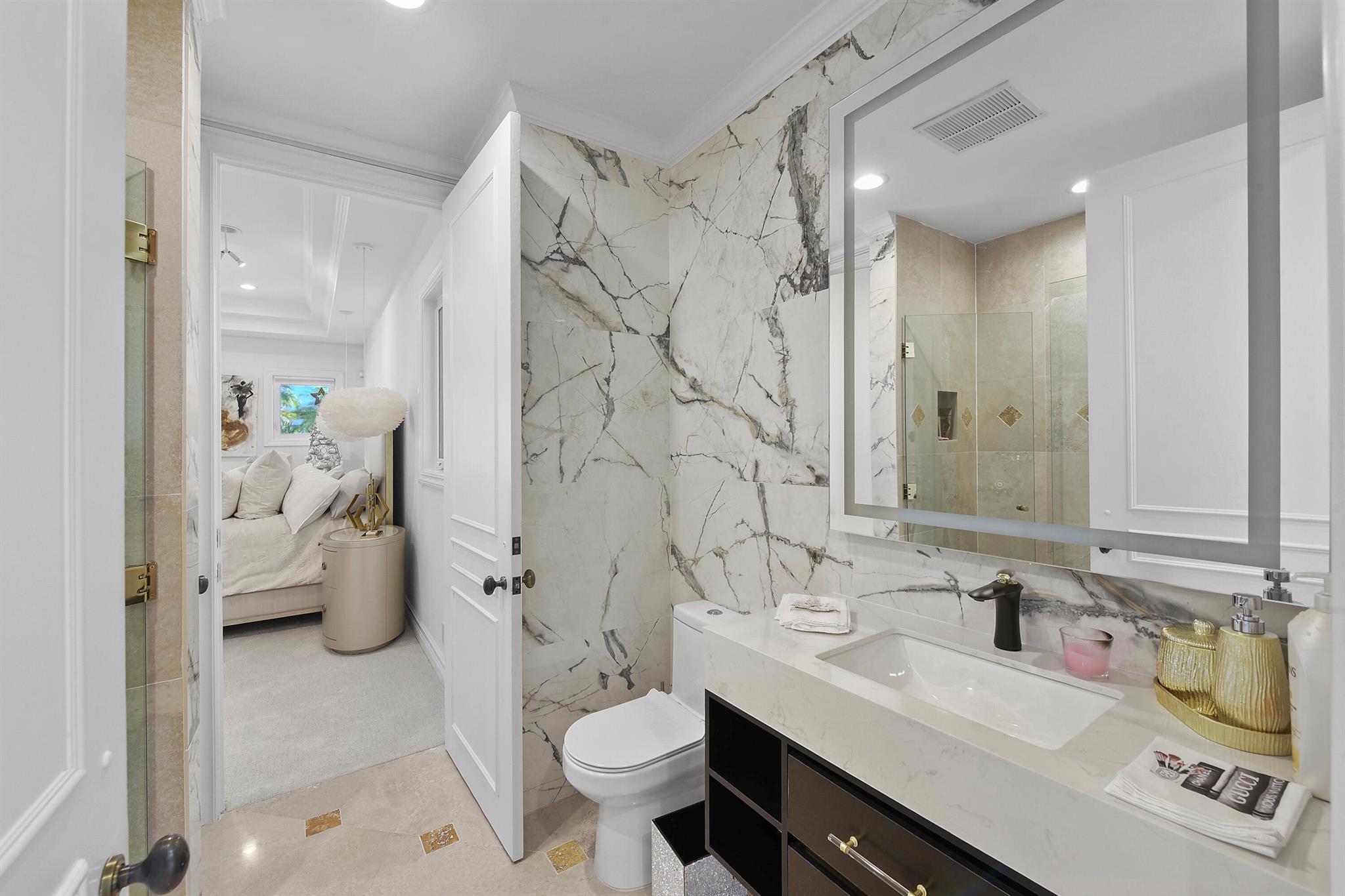 ST ANDREWS COUNTRY CLUB - Residential