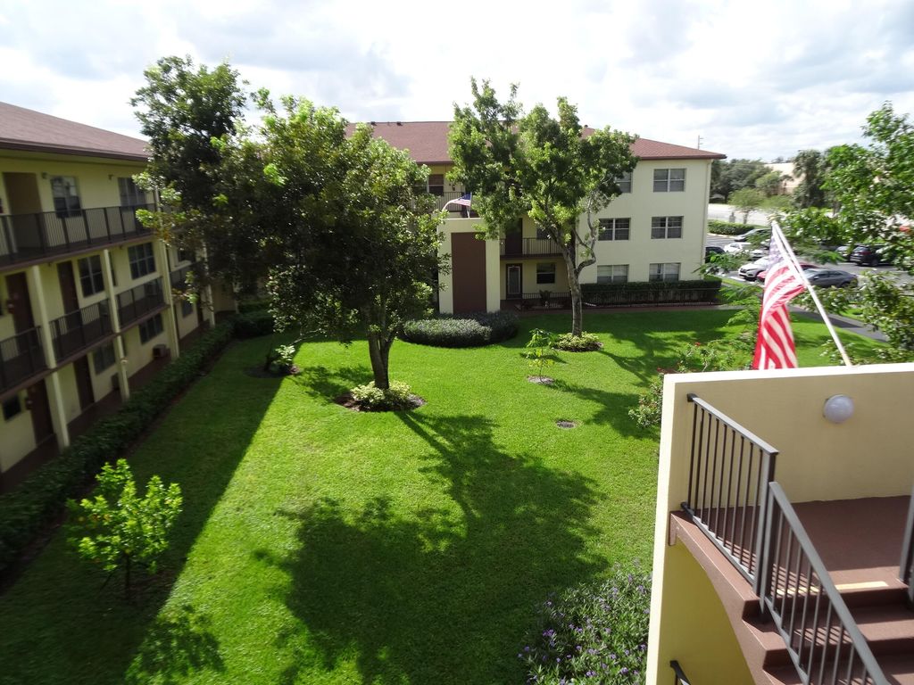 Photo of 151 SW 135th Terrace #303t, Pembroke Pines, FL 33027 (MLS # B26002295)