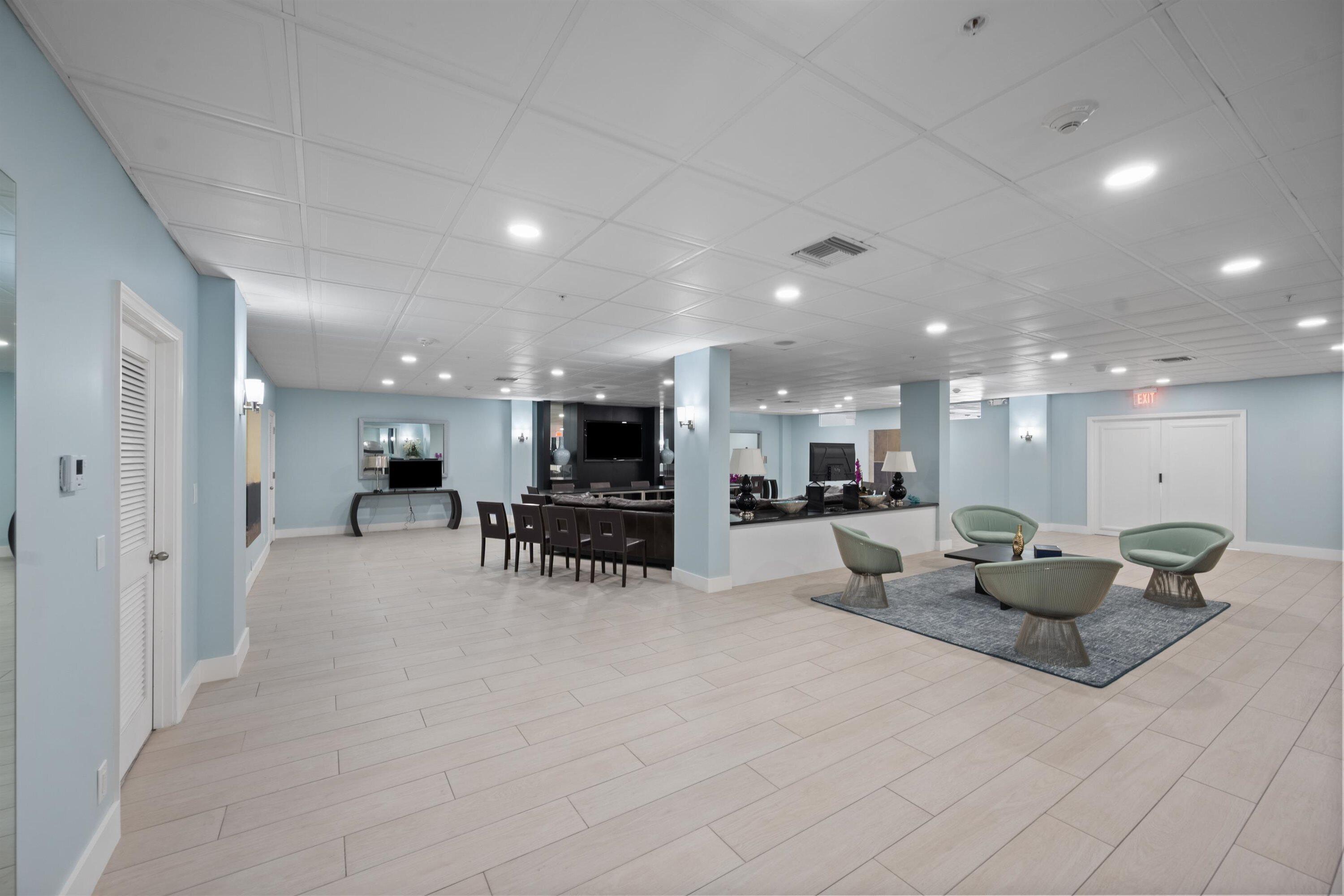 PALM BEACH STRATFORD CONDO - Residential