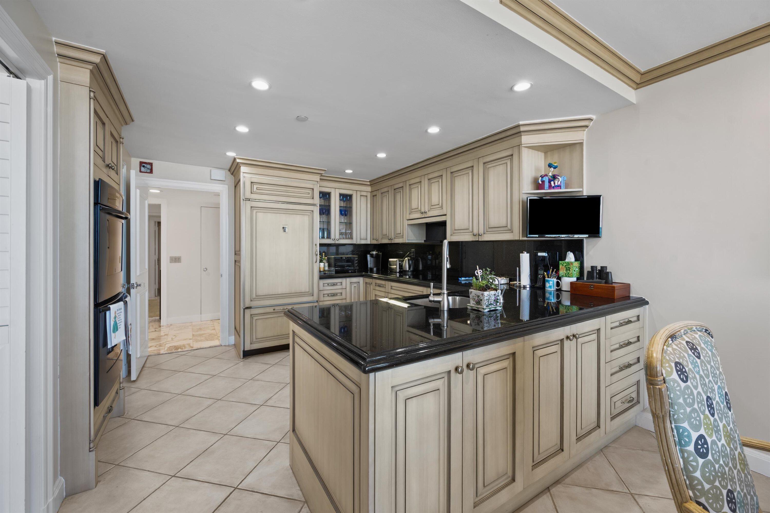 PALM BEACH STRATFORD CONDO - Residential