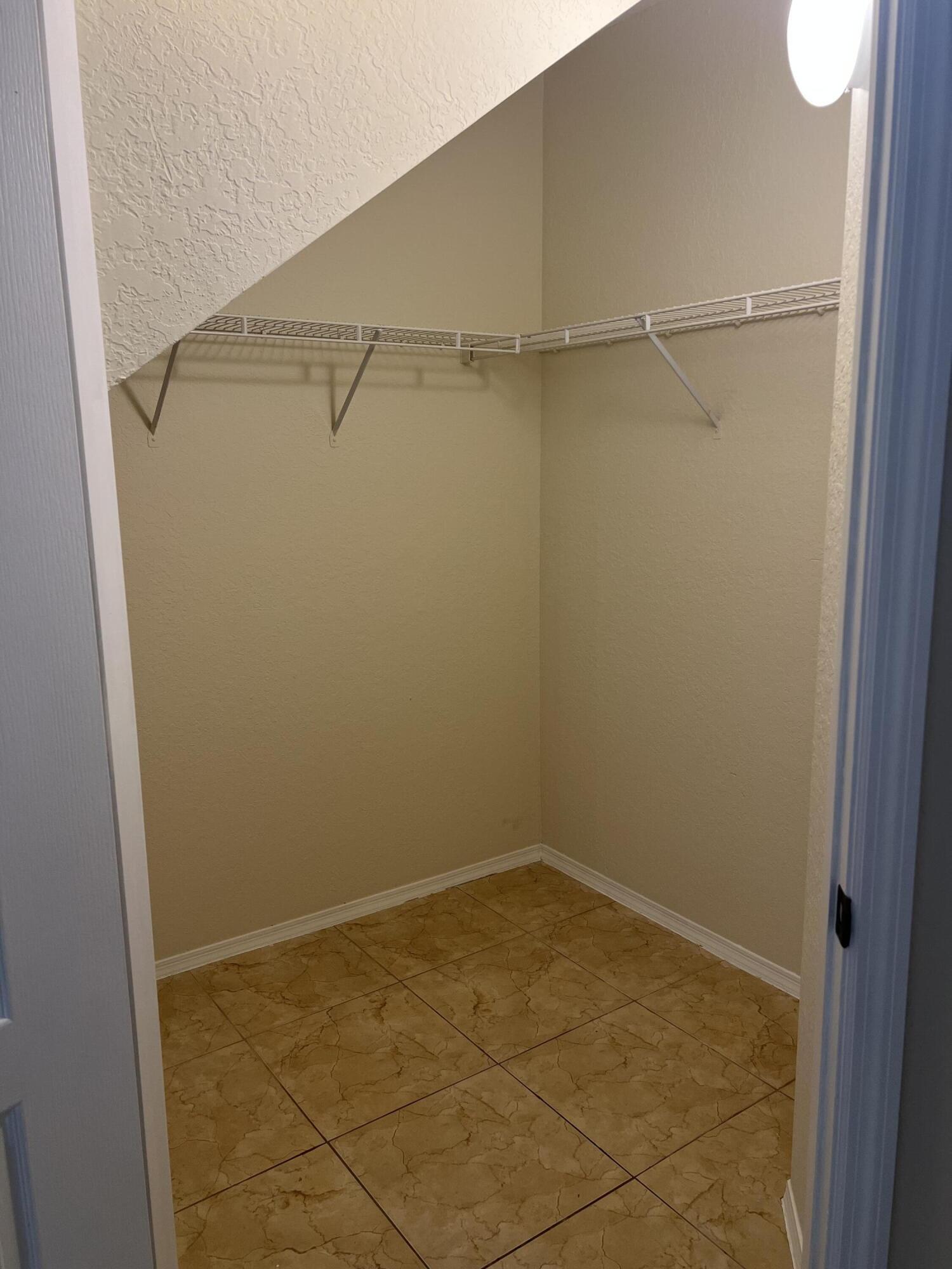 RESIDENCES OF BELMONT AT BOYNTON BEACH CONDO - Residential