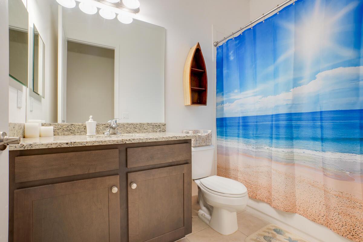 Valencia Cay At Riverland - Residential