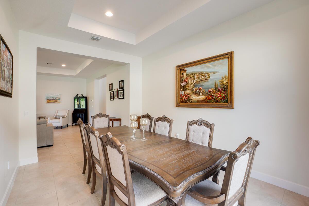 Valencia Cay At Riverland - Residential