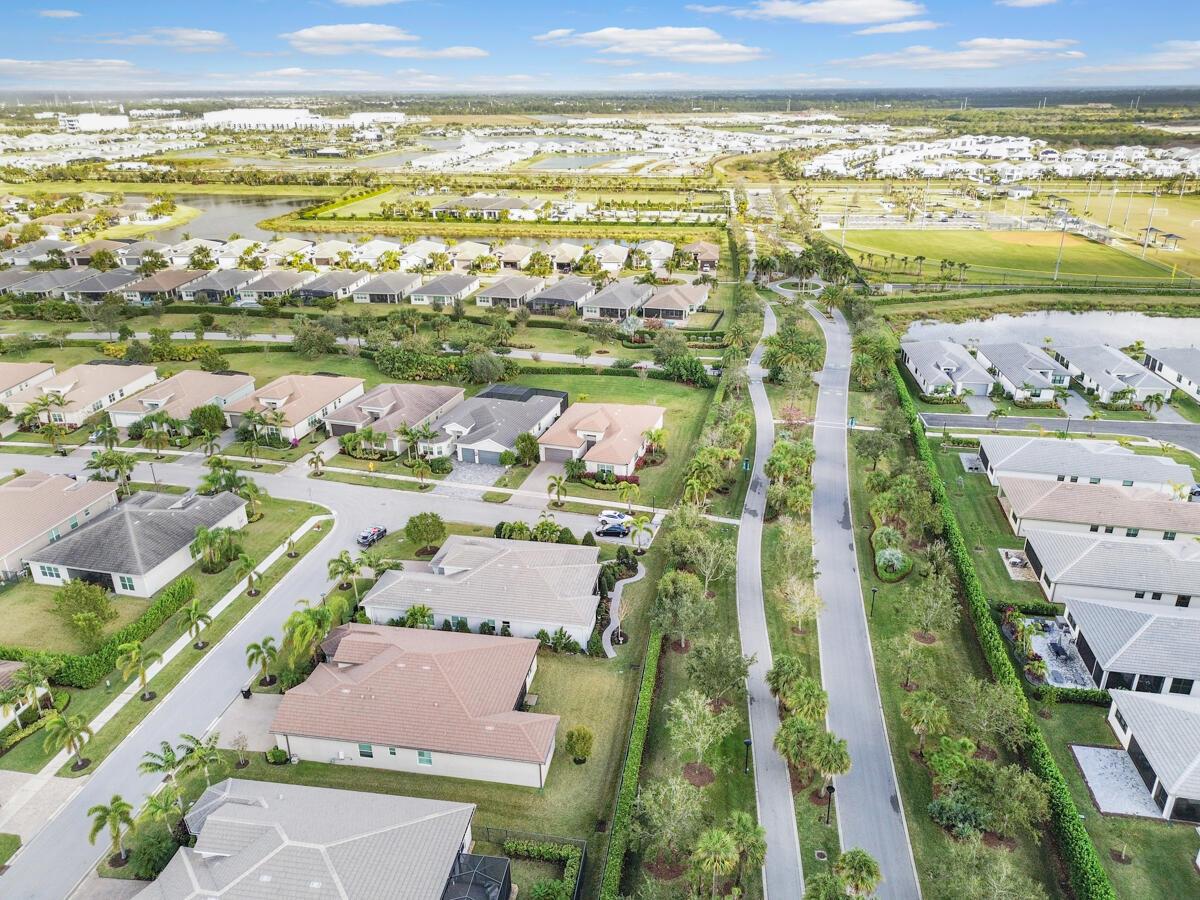 Valencia Cay At Riverland - Residential