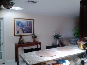 UNIVERSITY GARDENS - Residential