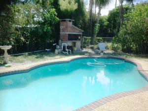 UNIVERSITY GARDENS - Residential