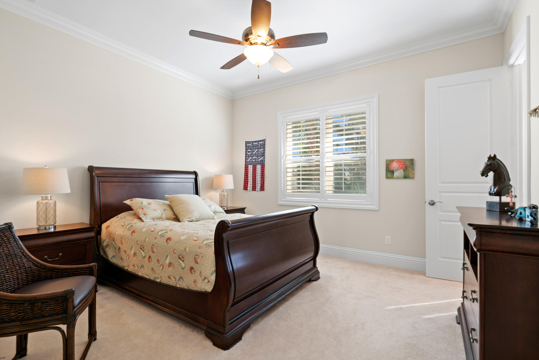 THE MOORINGS UNIT 4 - Residential