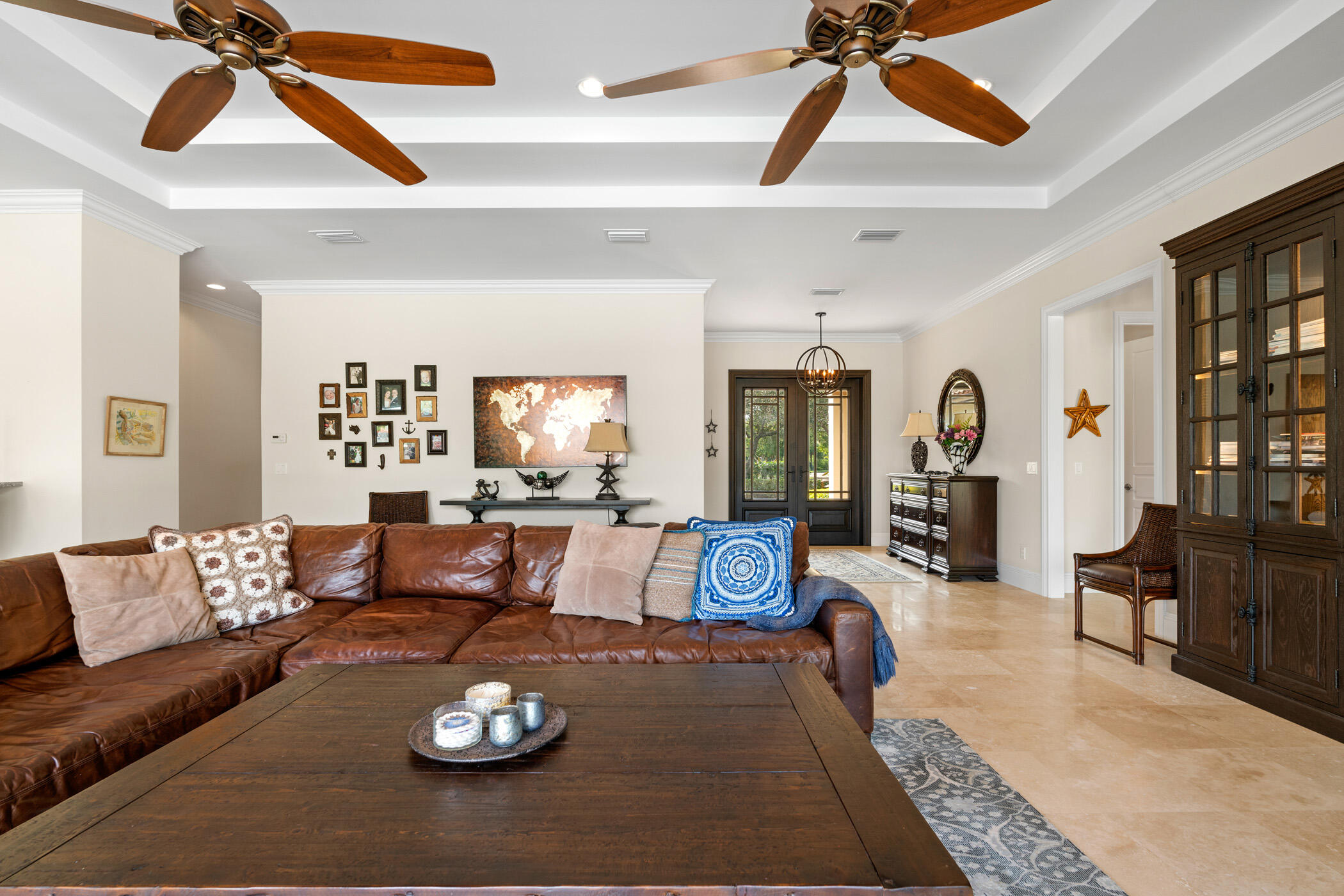 THE MOORINGS UNIT 4 - Residential