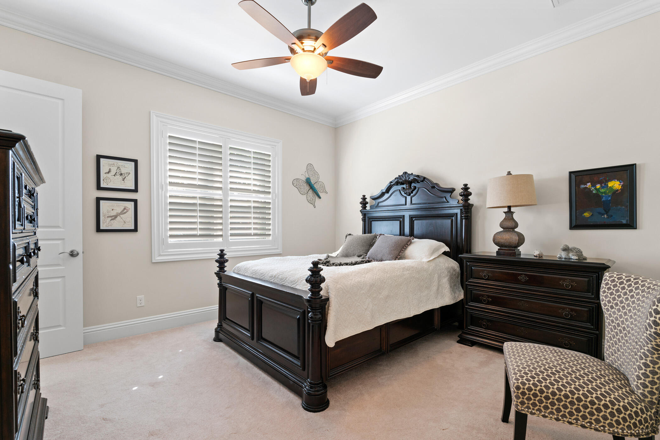 THE MOORINGS UNIT 4 - Residential