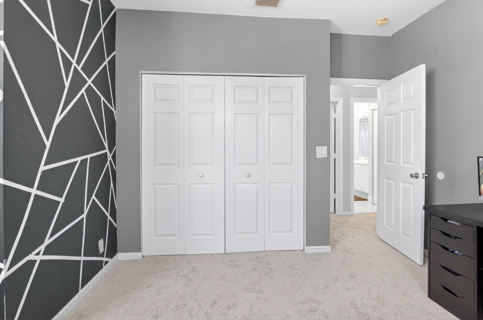 BREEDING PROPERTY - Residential