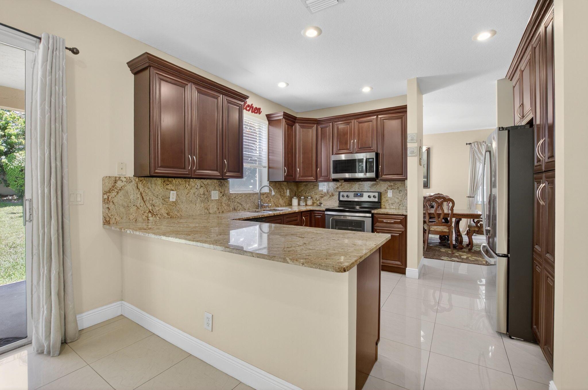 BREEDING PROPERTY - Residential