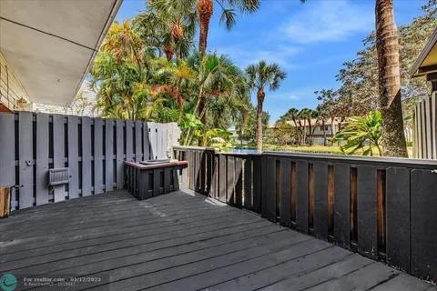 159 SW 3rd St 159