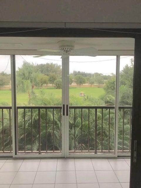 FOUNTAINS OF PALM BEACH N - Residential Lease