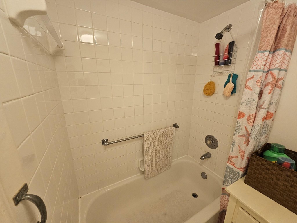 Kings Point - Residential