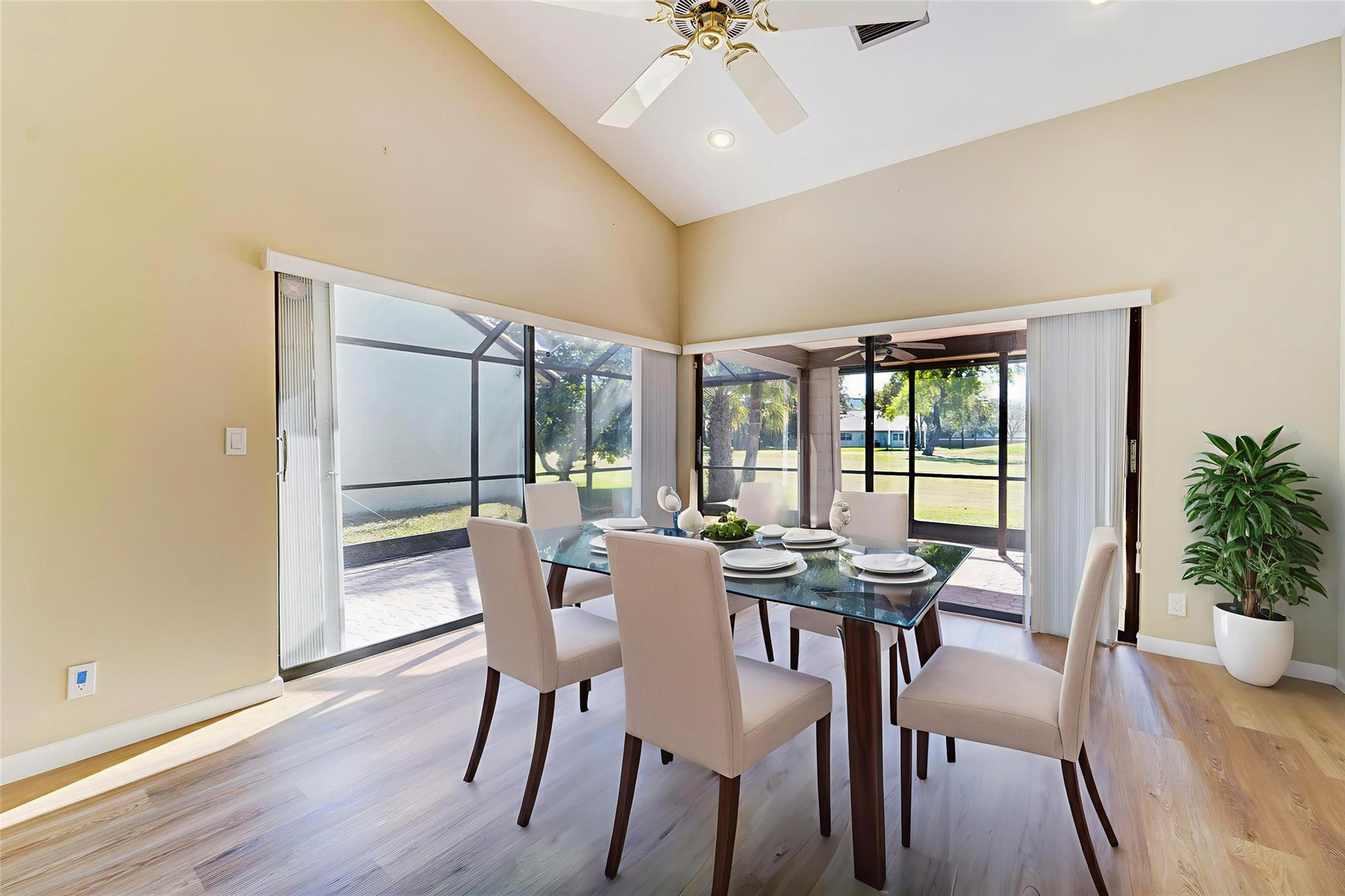 Woodmont Tr 71 105-14 B - Residential Lease